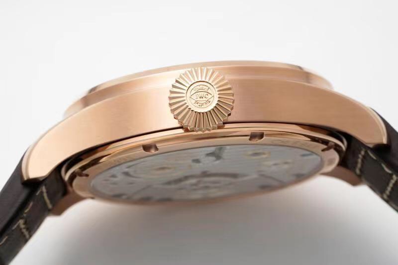 IWC 파일럿 워치 토르비용 시계 001-251560