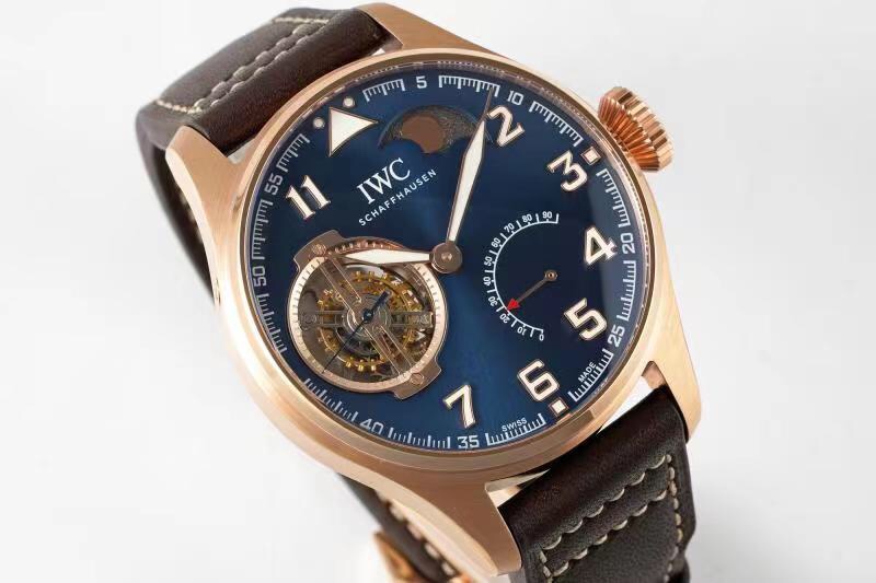 IWC 파일럿 워치 토르비용 시계 001-251560