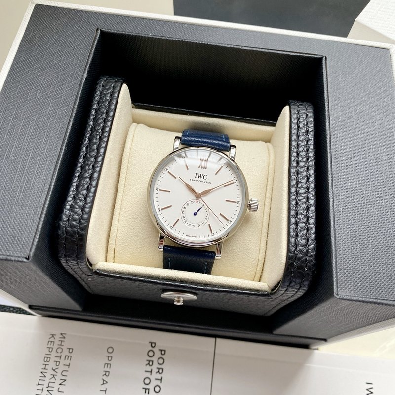 IWC 포르투기제 시리즈 포인터 캘린더 시계 001-251569