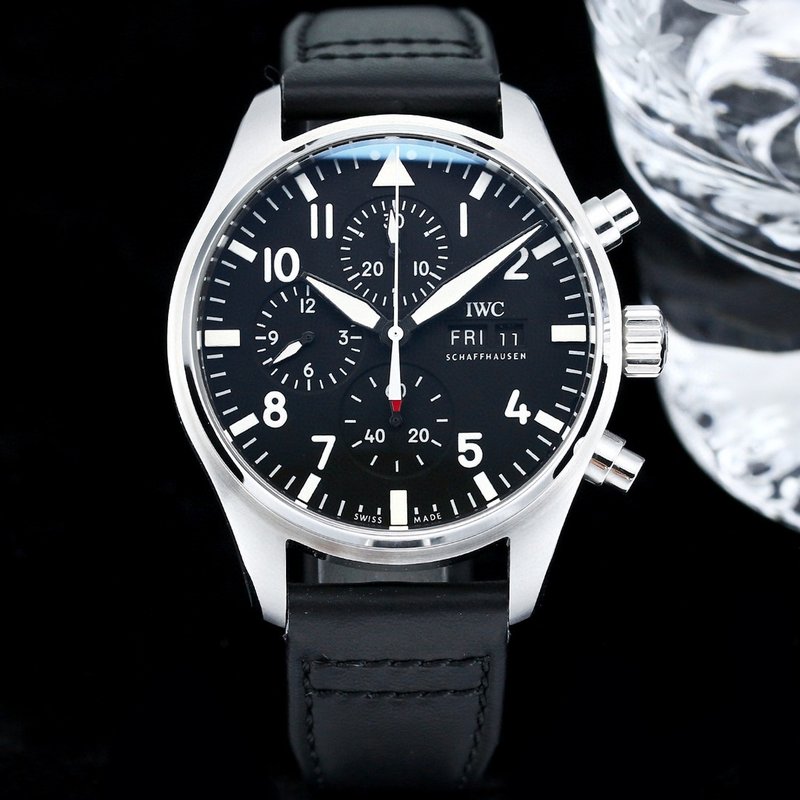 IWC 파일럿 시리즈 오토매틱 남성 시계 001-251570