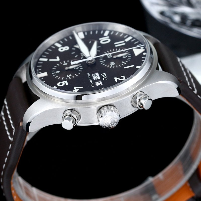 IWC 파일럿 시리즈 남성 오토매틱 시계 001-251574