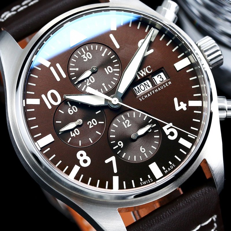 IWC 파일럿 시리즈 남성 오토매틱 시계 001-251574
