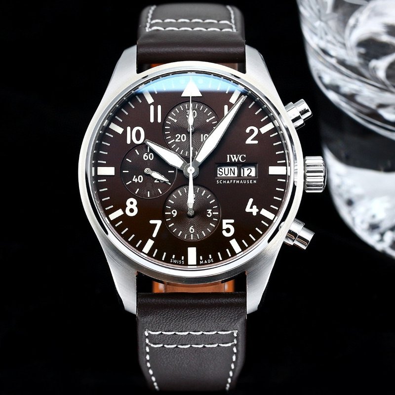 IWC 파일럿 시리즈 남성 오토매틱 시계 001-251574
