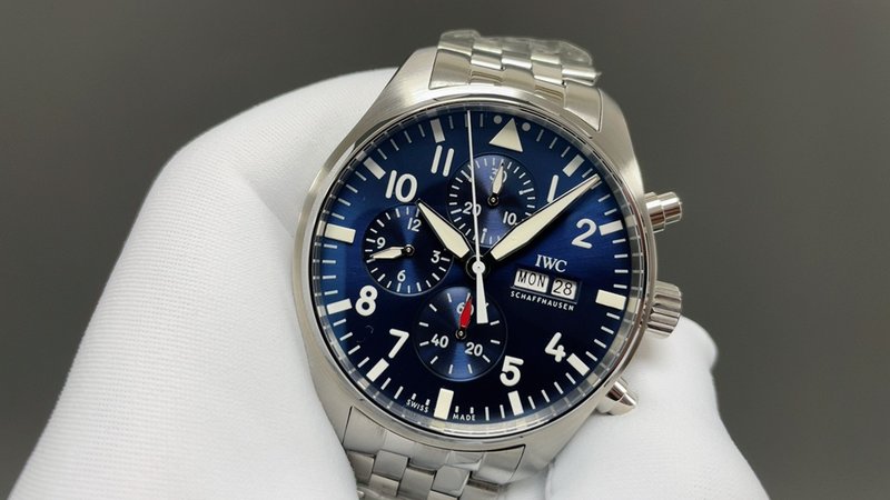 IWC 파일럿 시리즈 오토매틱 남성용 시계 001-251572