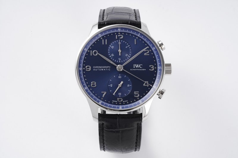 IWC 포르투기저 블루 다이얼 가죽 스트랩 오토매틱 시계 001-251576