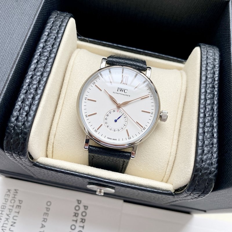 IWC 포르투기제 시리즈 포인터 캘린더 시계 001-251578