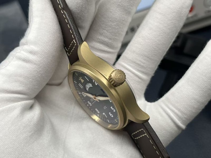 IWC 파일럿 UTC 월드타임 브론즈 시계 001-251580
