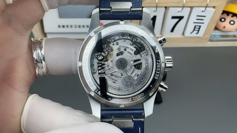 IWC 파일럿 크로노그래프 시계 001-251581