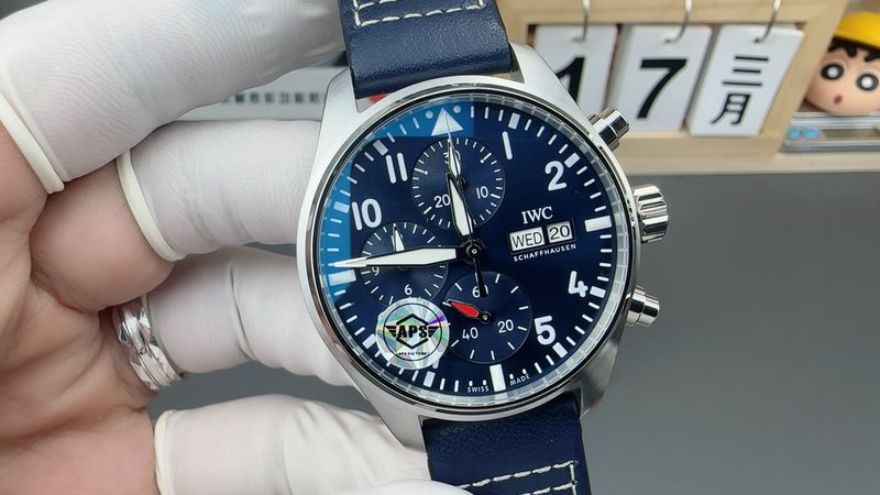 IWC 파일럿 크로노그래프 시계 001-251581