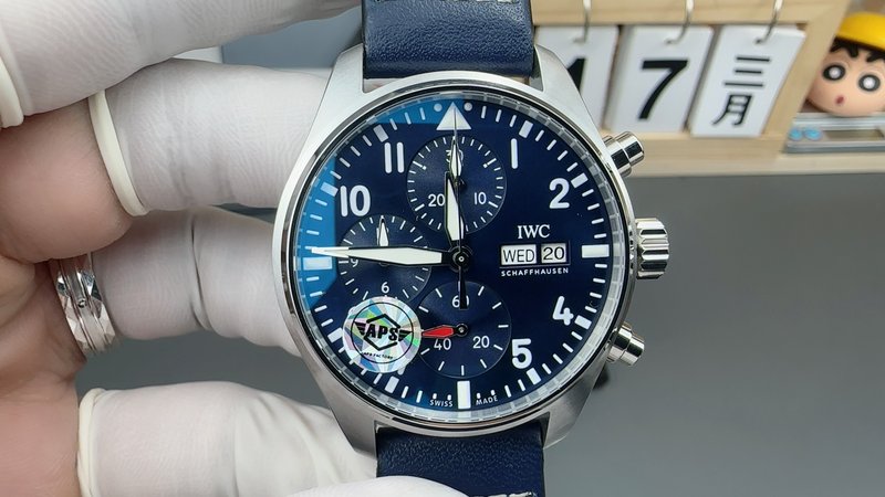 IWC 파일럿 크로노그래프 시계 001-251581