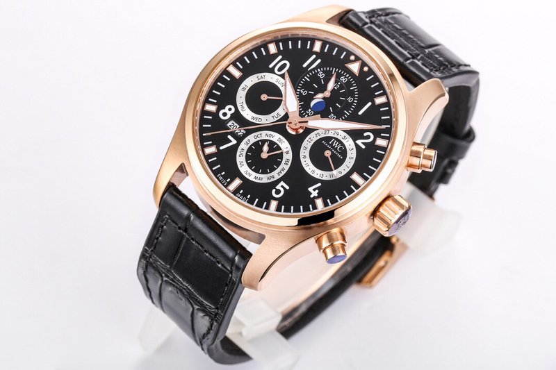 IWC 파일럿 워치 퍼페추얼 캘린더 리틀 프린스 에디션 001-251586