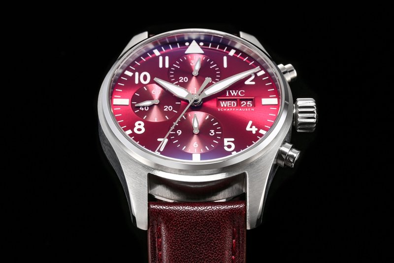 IWC 파일럿 호랑이 특별판 시계 001-251610