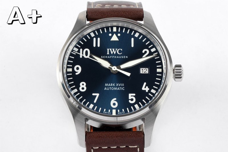 IWC 파일럿 시리즈 오토매틱 남성 시계 001-251611