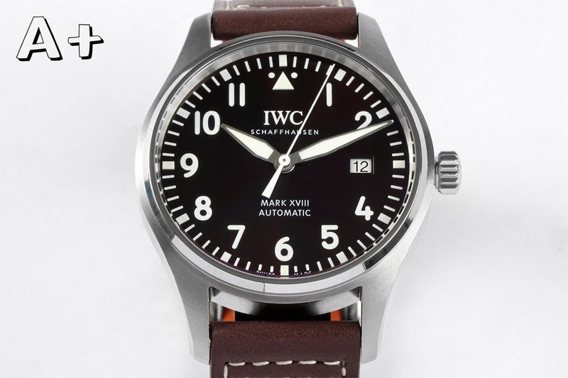 IWC 파일럿 마크 18 헤리티지 시계 001-251631