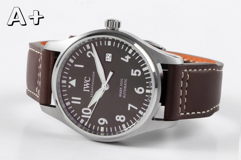IWC 파일럿 마크 18 헤리티지 시계 001-251631