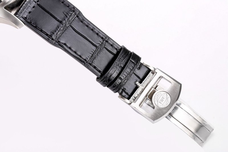 IWC 파일럿 워치 리틀 프린스 에디션 001-251645
