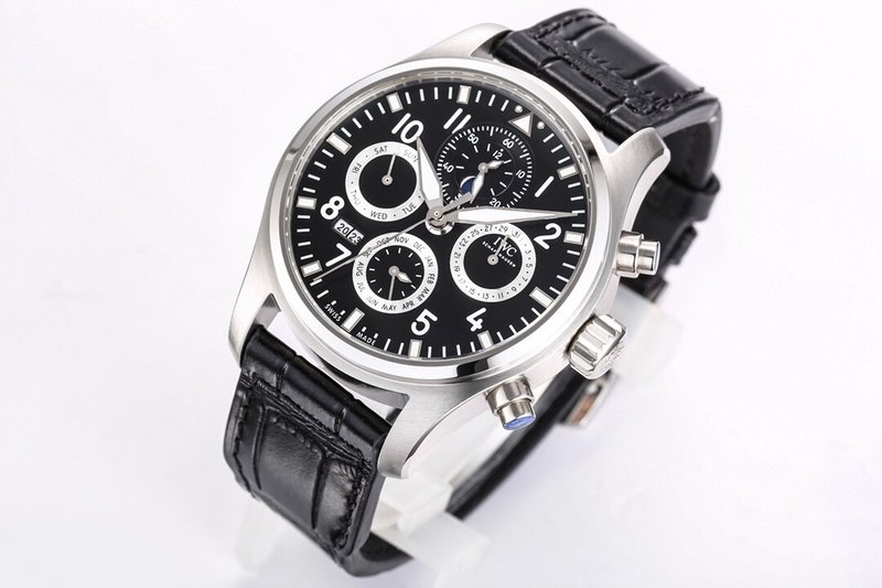 IWC 파일럿 워치 리틀 프린스 에디션 001-251645