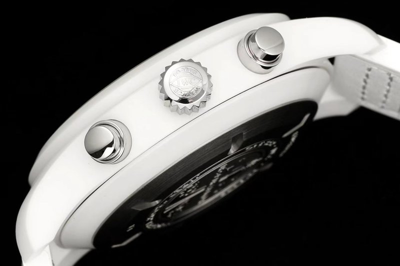 IWC 파일럿 크로노그래프 페셜 에디션 001-251649