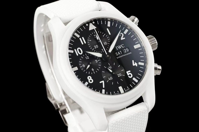 IWC 파일 탑건 레이크 타호 화이트 세라믹 크로노그래 001-251651