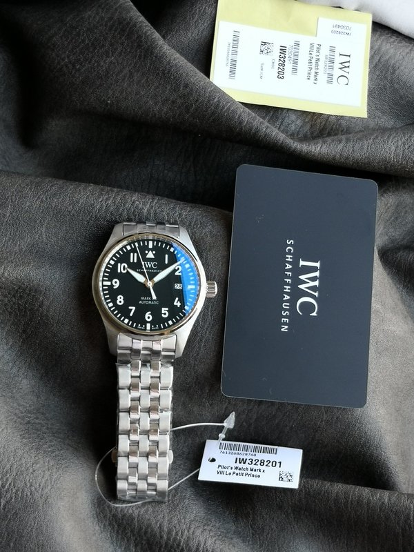 IWC 파일럿 시리즈 스테인리스 오토매틱 시계 001-251662