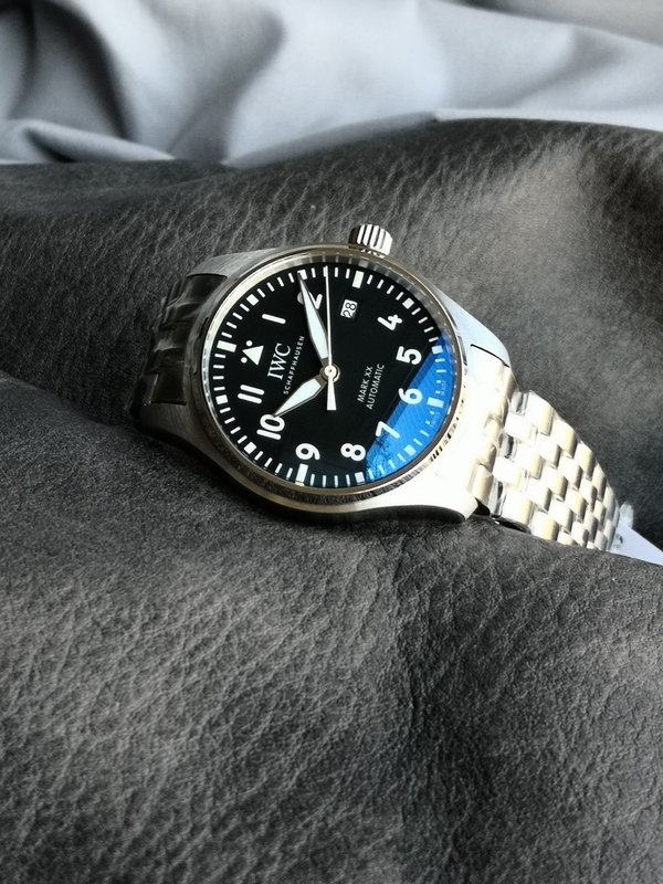 IWC 파일럿 시리즈 스테인리스 오토매틱 시계 001-251662