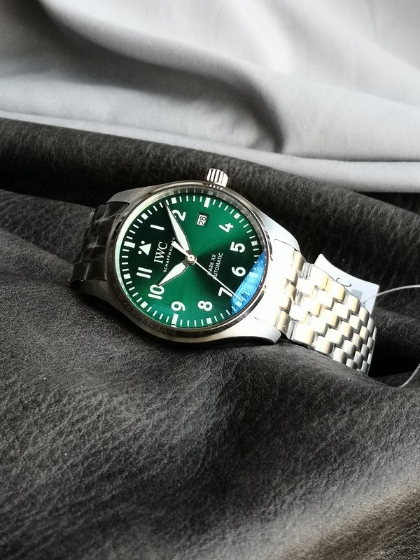 IWC 파일럿 시리즈 테인리스 스틸 그린 다이얼 오토매 001-251663