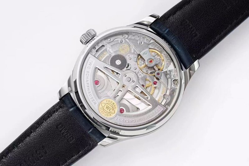 IWC 포르투기제 판다 다이얼 블루 핸즈 오토매틱 시계 001-251672
