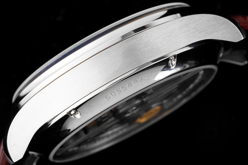 IWC 포르투기세 연력 시계 001-251677
