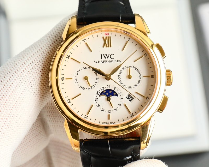IWC 포르투기제즈 오토매틱 멀티펑션 시계 001-251684