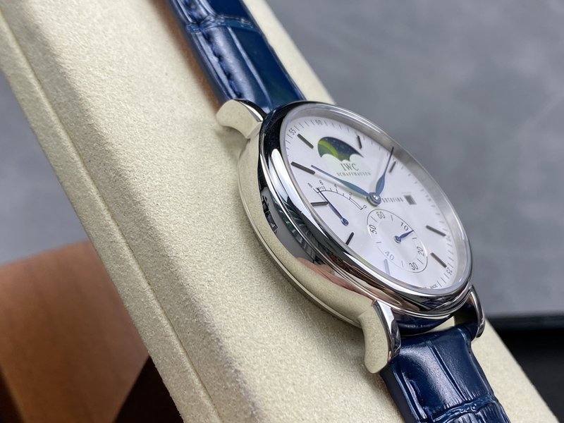 IWC 포르투기제저 오토매틱 문페이즈 시계 001-251686