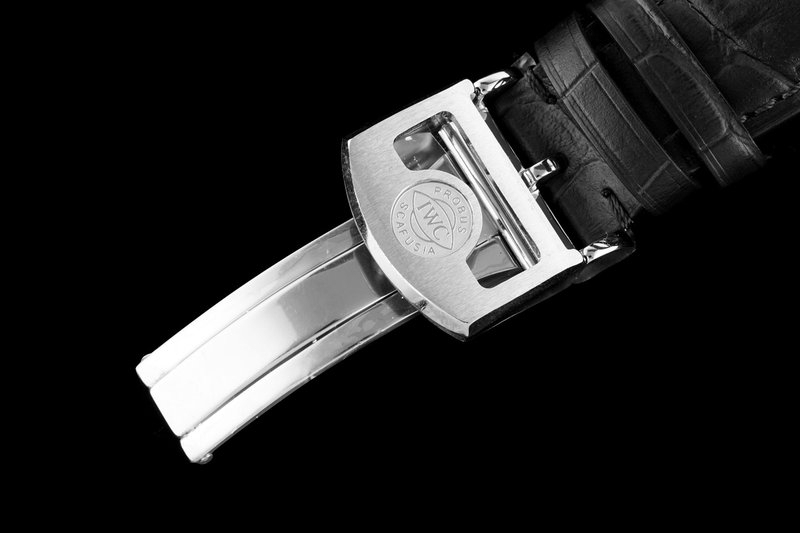 IWC 포르투기세 연력 시계 001-251691