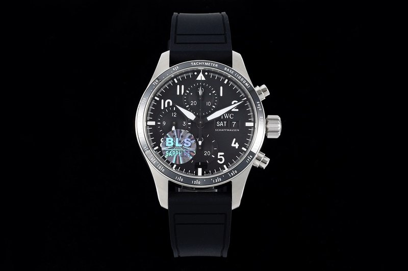 IWC 파일럿 시리즈 스틸 러버 스트랩 시계 001-251695