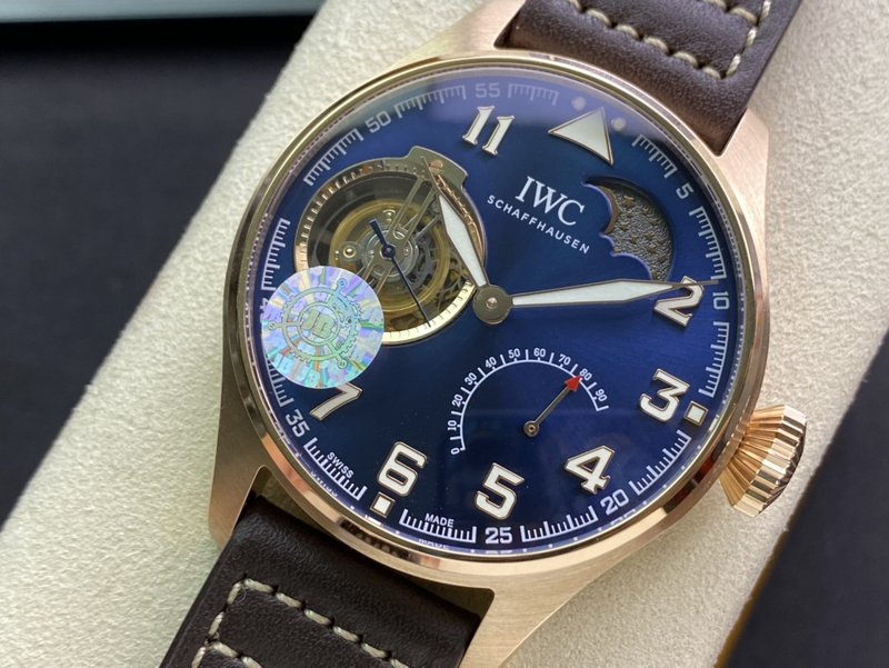 IWC 파일럿 워치 진 월페이저 투르비옹 시계 001-251709