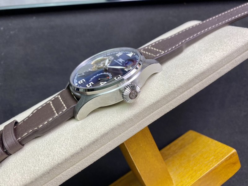 IWC 파일럿 워치 진 월페이즈 기능 시계 001-251710
