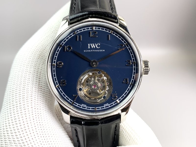 IWC 포르투기저 오토매 무브먼트 시계 001-251713