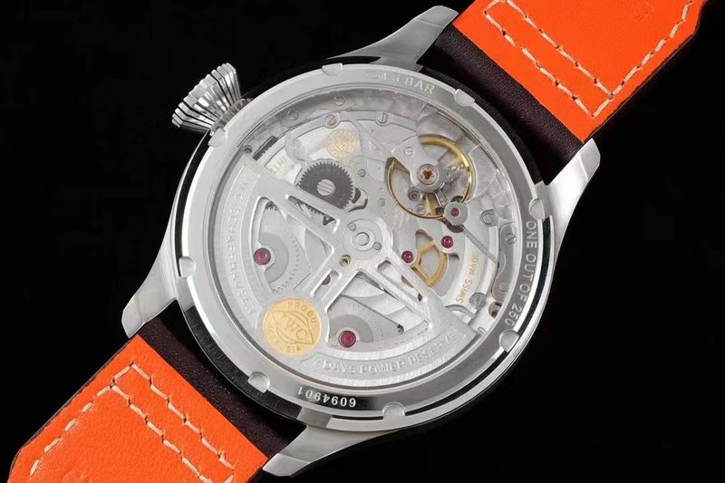 IWC 빅 파일럿 연력 시계 001-251722