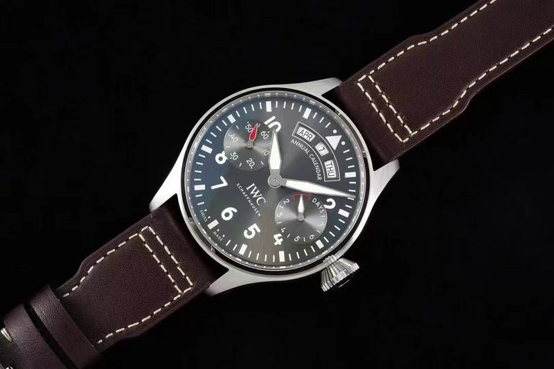 IWC 빅 파일럿 연력 시계 001-251722