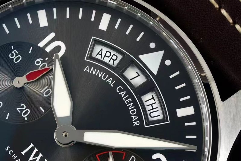 IWC 빅 파일럿 연력 시계 001-251722