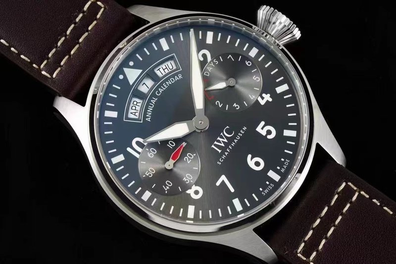 IWC 빅 파일럿 연력 시계 001-251722