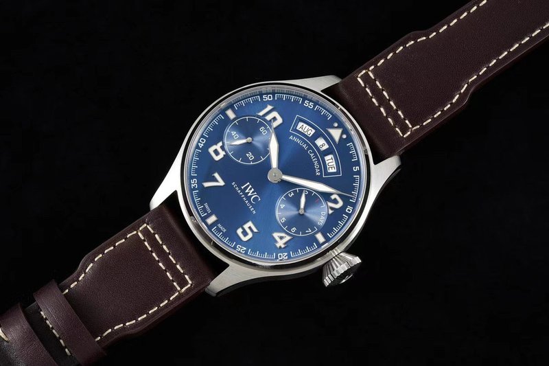 IWC 빅 파일럿 연력 시계 001-251724