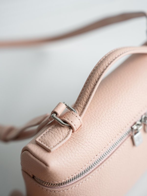 로로피아나 미니 더백 001-252037