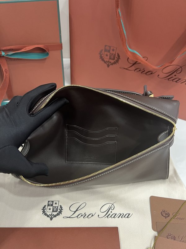 LP 엑스트라 클러치 브라운 클러치백 001-252062