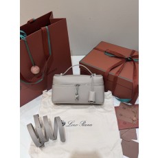 로로피아나 리치 그레인 비둘기 그레이 핸드백 001-252088