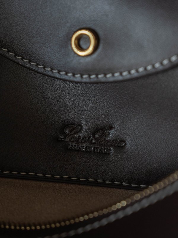 로로피아나 Loro Piana 신상 숄더백 001-252102