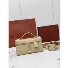 로로피아나 평문 소가죽 핸드백 숄더백 001-252138