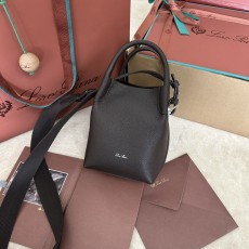 로로피아나 미니 버킷백 001-252150