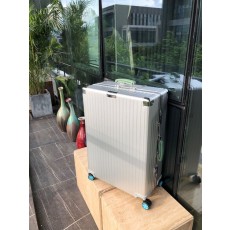 리모와 클래식 파이트 알루미늄 여행용 캐리어 001-252258