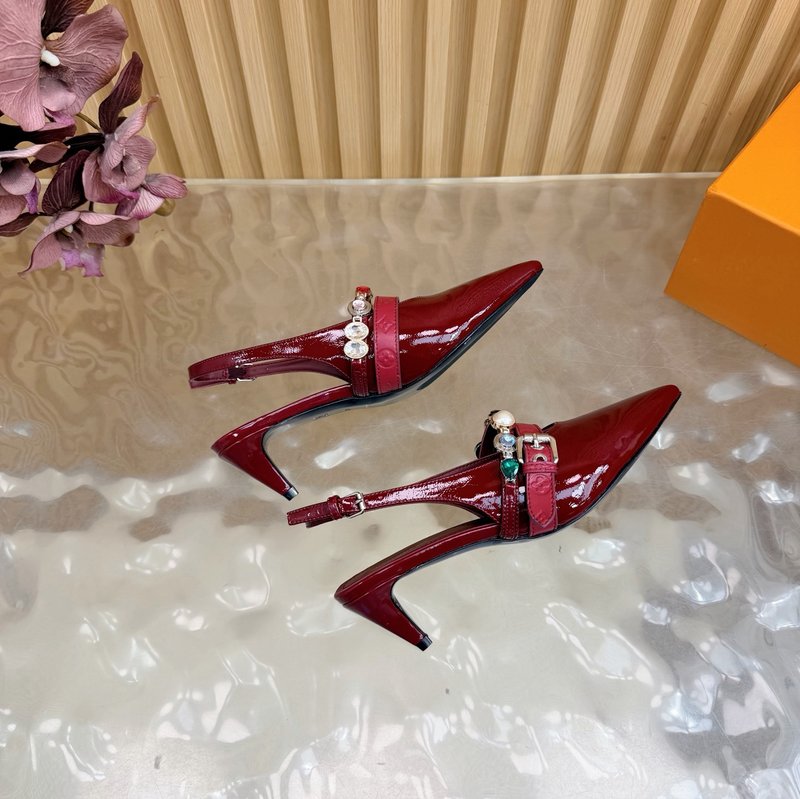 루이비통 바이브 체인 백스트랩 족구두 키틴힐 샌들 001-252350