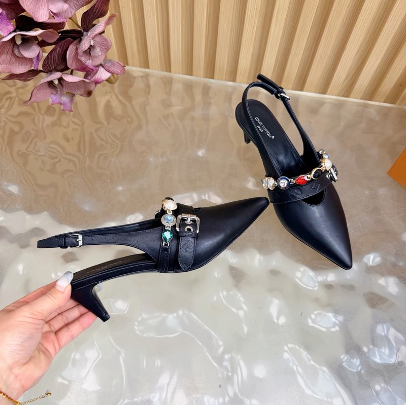 루이비통 바이브 체인 백슬링 뾰족구두 샌들 001-252351