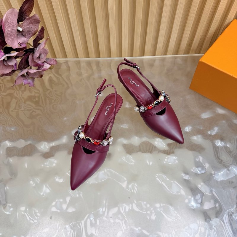 루이비통 바이브 체인 백슬링 뾰족구두 샌들 001-252352